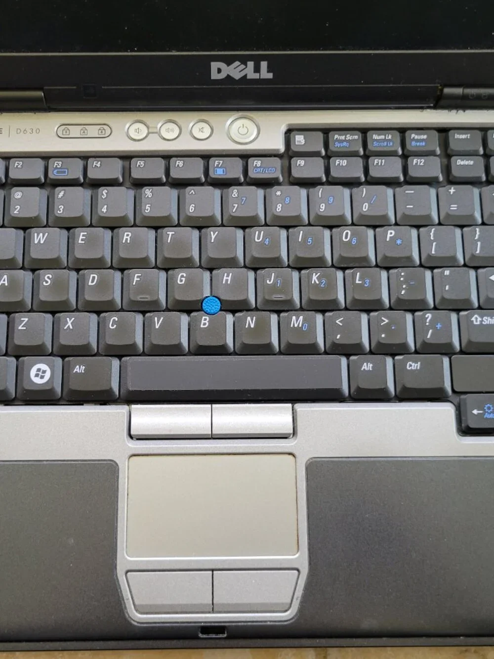 Dell Latitude D630 | Windows 10 Home | 4GB RAM | Screws Stripped